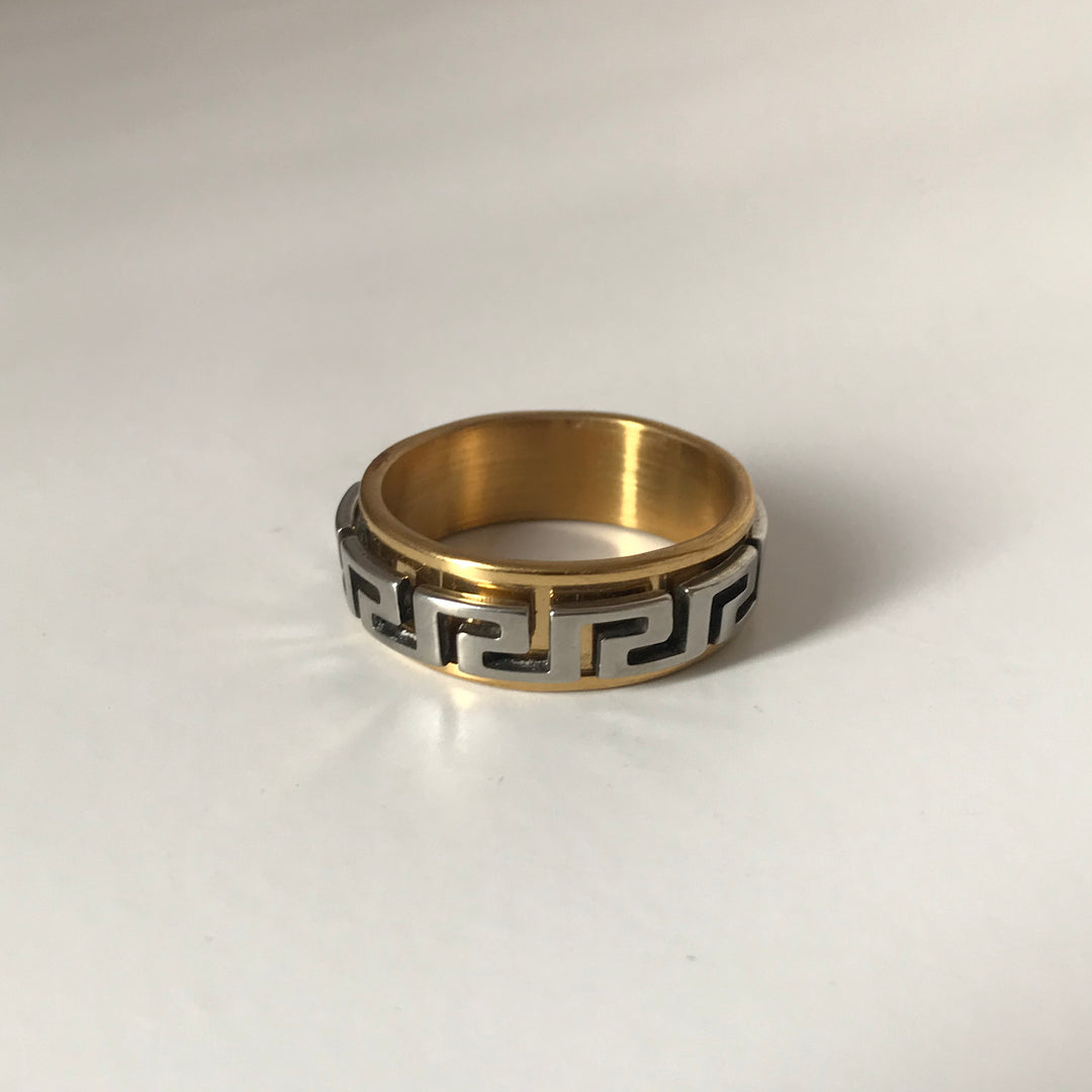 Jace gold ring