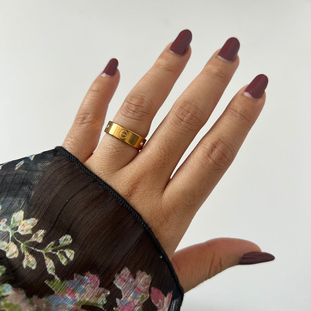 Love ring