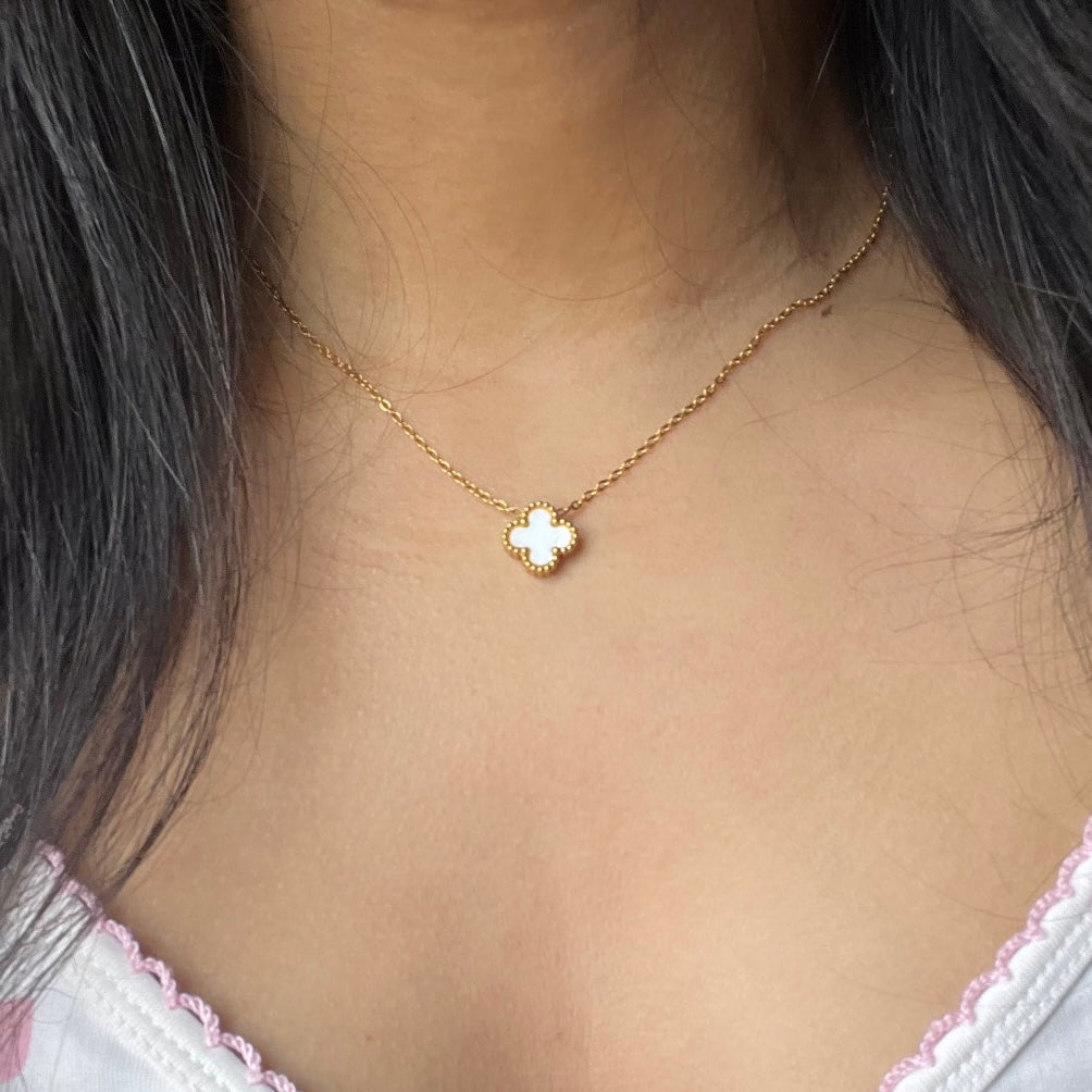 Reversible Clover necklace