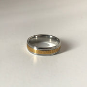 Darius gold ring