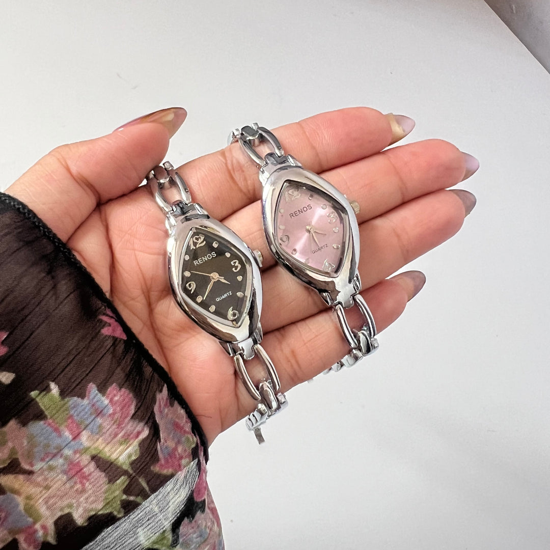 Elowen watch
