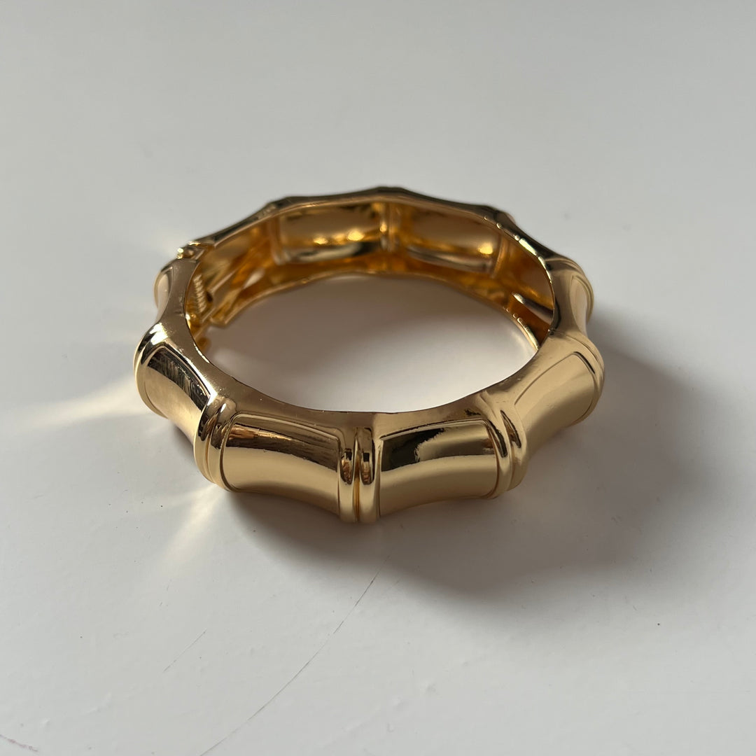 Hedone bangle